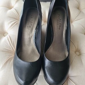 Kenneth Cole Reaction, size 9, black